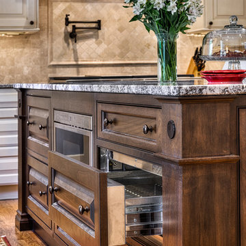 Stunning Chanticleer Kitchen