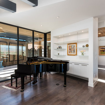 Stone Cliff Contemporary