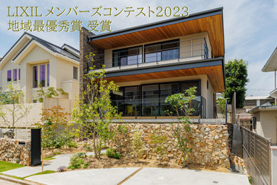 Modern house exterior in Kobe.