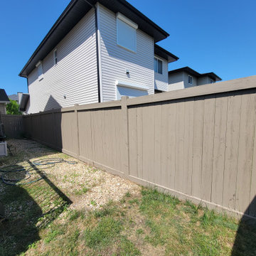 Premium Fence & Deck Staining – Dulux WoodPride Hybrid Solid Stain