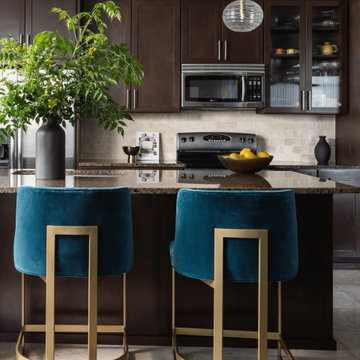 Downtown Highrise Condo Demure Luxury: Kitchen