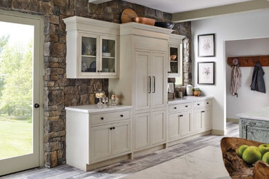 Example of a cottage kitchen design in San Francisco