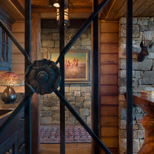 Lazy Bear Lodge