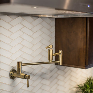 Bold Lines Create a Modern Kitchen and Bath