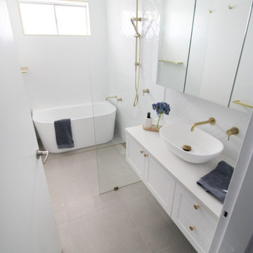 Padbury Bathroom Renovation (White)