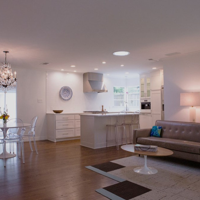 Full kitchen remodel in the Dallas neighborhood of Lakewood Heights 75214, including custom paint-grade wood cabinetry, 3CM quartz countertops, white porcelain subway tile backsplash, Miele stainless