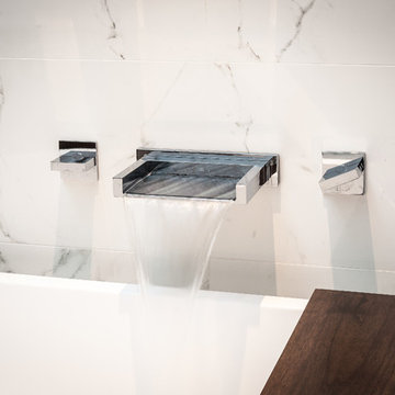 Contemporary bathroom renovation