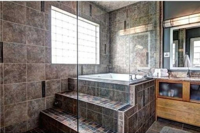Inspiration for a bathroom remodel in Detroit