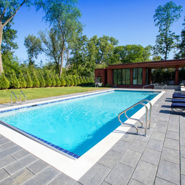 Glenview, IL Swimming Pool and Raised Hot Tub