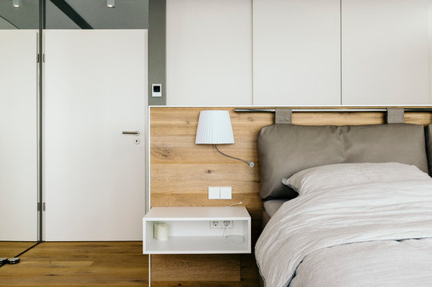 Modern Schlafzimmer by uniQ