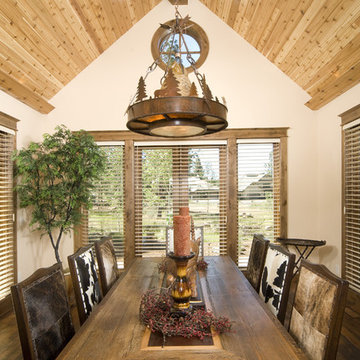 Dining room with "specialty lighting"