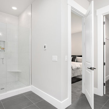 Greater Seattle Area | The Parthenon Junior Master Suite Bath
