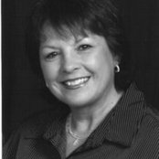 Donna Murphy's photo