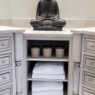 Sterling Traditional Master Bath with Wow-Factor