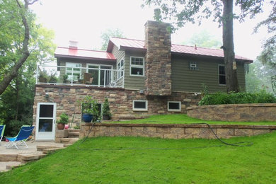 Arts and crafts exterior home photo in Detroit