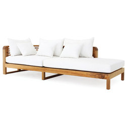 Transitional Outdoor Chaise Lounges by OASIQ