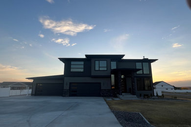 Minimalist exterior home photo in Other
