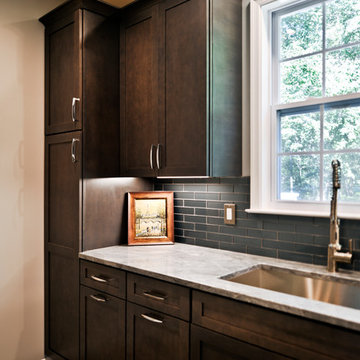 Beautiful Side Addition to Oak Hill Home