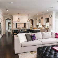 310 W Living
