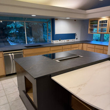 Bookmatched Luxury Kitchen Island – Dekton Laurent & Dekton Rem 2 cm Countertops