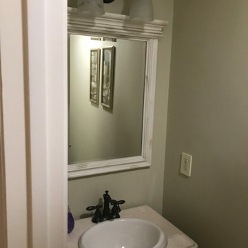 Kelly powder room
