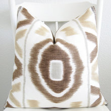 pillows/throws