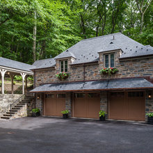 Garage/Apt.
