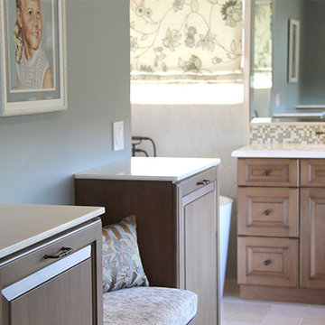 Los Serranos Master Bathroom