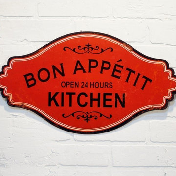 Metal "Bon Appetit" Sign