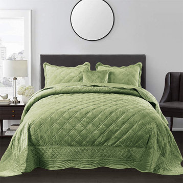Supersoft Microplush Quilted 4-Piece Bed Spread Set, Sage, King