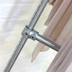 Amanda Galvanised Steel Pipe Freestanding Double Clothes Rail - Clothes Racks