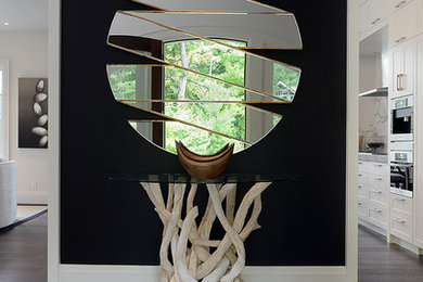 Home design - contemporary home design idea in Toronto
