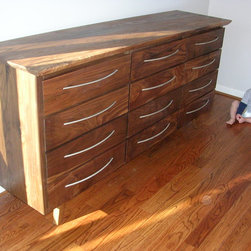 CV dresser - Dressers