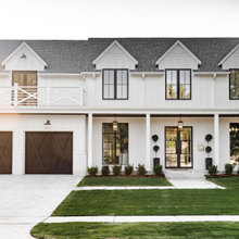 New home with vintage touches August 2021
