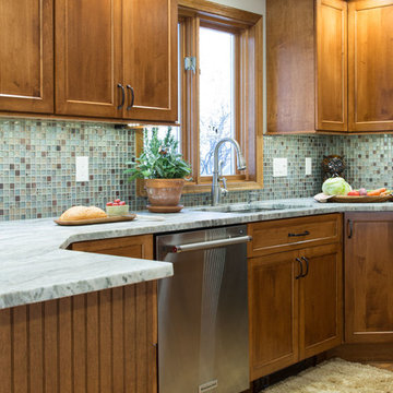 Maple Kitchen & Custom Built-Ins