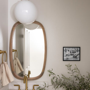 Petite Lavatory & Laundry