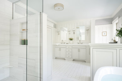 Inspiration for a timeless bathroom remodel in Burlington