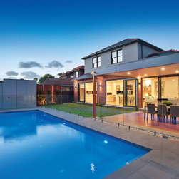 Frameless Pool Fencing - Home Fencing & Gates