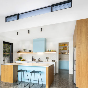 Howe - Kitchen