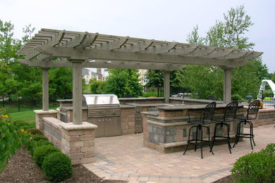 Patio - patio idea in Chicago