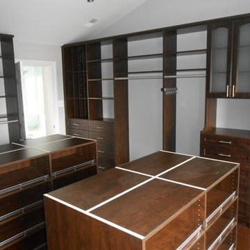Walk-in in Mocha; Washington, DC