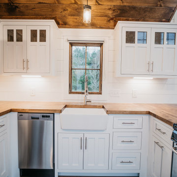 Timbercraft Denali Park Model Farmhouse