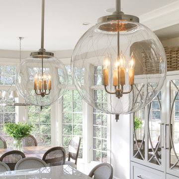 Simply Beautiful: Hinsdale Transitional