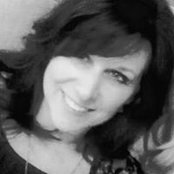 Laurie Dowd's photo