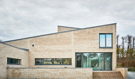 Fantastiske facader: 20 rustikke stenhuse fra hele Danmark