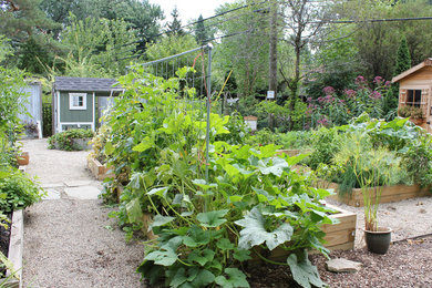 'Agrarian Quarter' - urban vegetable garden...phased evolution