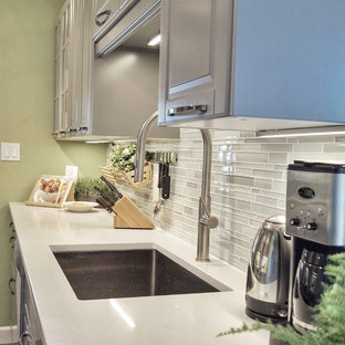 Contemporary Bachelor's Apartment