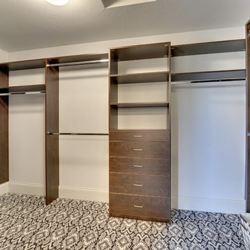 Dressing Room – Red Pine Farm – 2015 Model