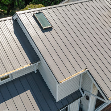 Charcoal Metal Roof in Seattle, WA