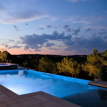 POOL/OUTDOOR